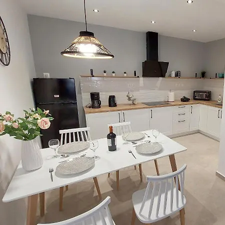 Hector Luxury House Nyaraló *